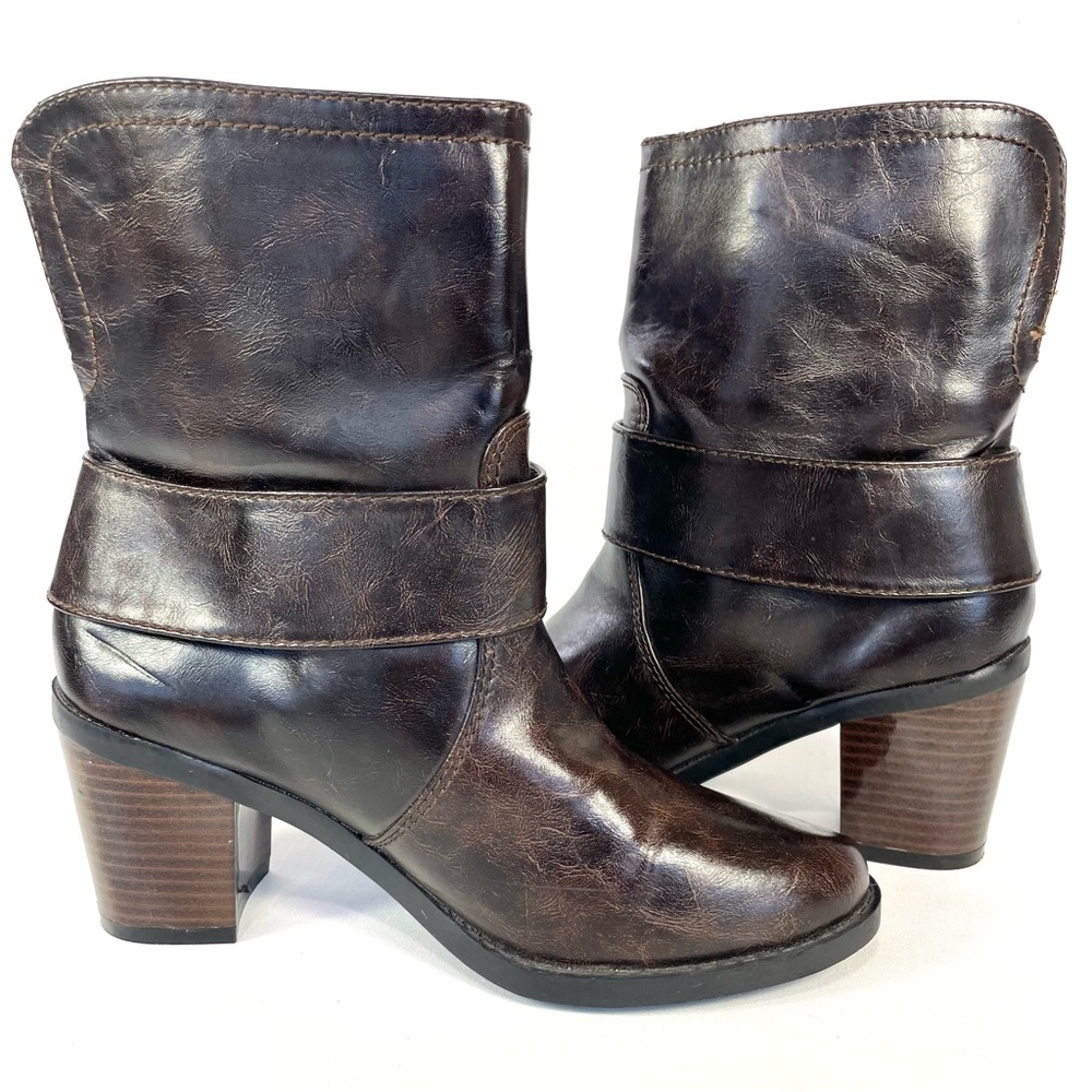 Maurices Jaina Dark Brown Big Buckle Faux Leather Ankle Heel Boots Size 8.5 - Picture 2 of 11